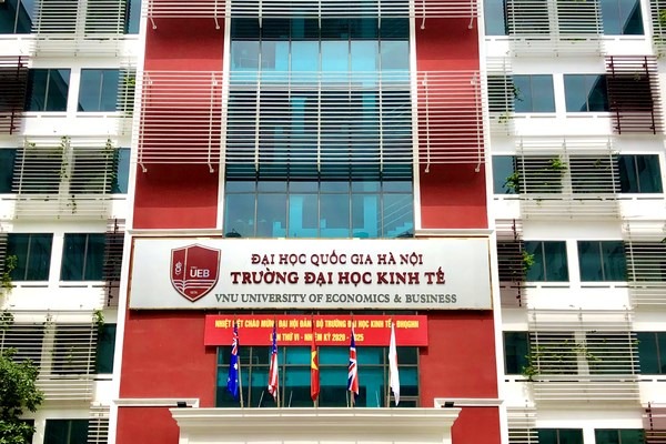 Đại học Kinh tế Hà Nội sở hữu chương trình quản trị kinh doanh đa dạng