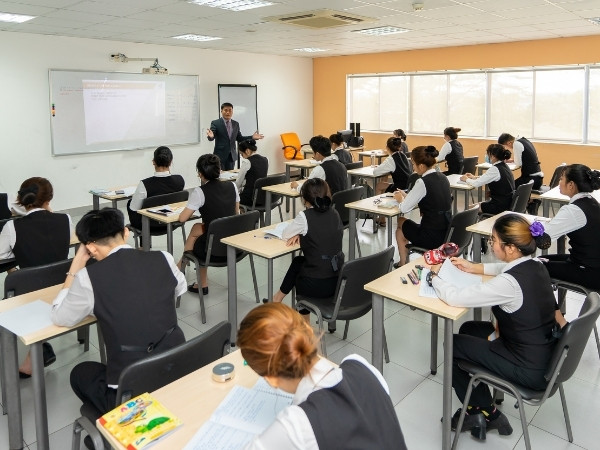 Nhược điểm của hệ đào tạo Cao đẳng
