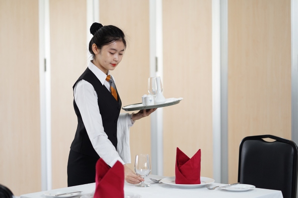 Xem xét cơ hội thăng tiến của ngành học trong tương lai trước khi quyết định