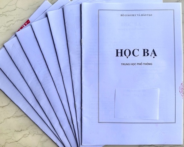 Điểm xét học bạ sẽ được tính dựa vào điểm trung bình môn 5 học kỳ của các môn trong tổ hợp xét tuyển