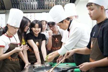 Liệu Có Nên Học Nghề Bếp Ngay Sau Cấp 3?