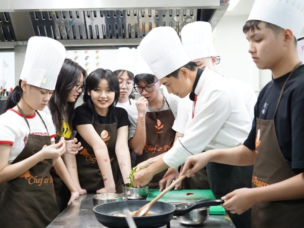 Học nghề bếp ngay sau cấp 3 - Liệu có phải là quyết định đúng?