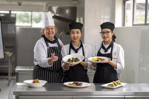 Ngành đầu bếp là lựa chọn lý tưởng cho ai muốn vừa ổn định thu nhập