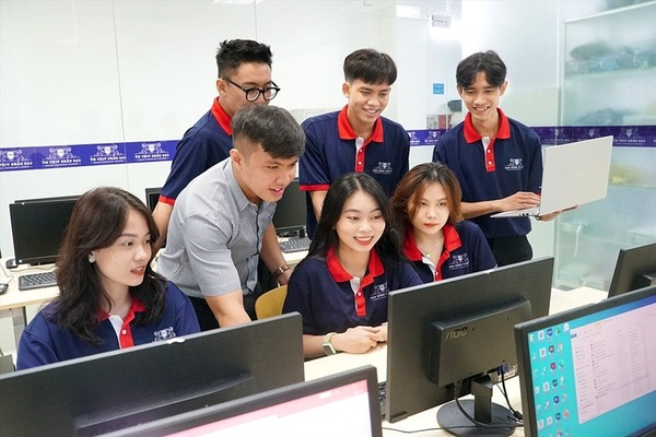 Trường cao đẳng Việt Mỹ tập trung phát triển kiến thức chuyên ngành và kỹ năng giao tiếp