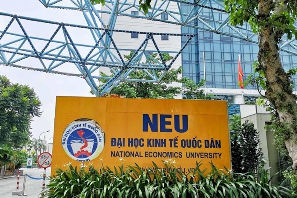 Trường đại học Kinh tế Quốc dân được đánh giá cao nhờ chất lượng đào tạo song ngữ tiếng Anh - tiếng Việt