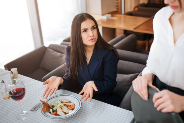 Khéo léo xử lý tình huống nếu khách hàng không hài lòng về dịch vụ