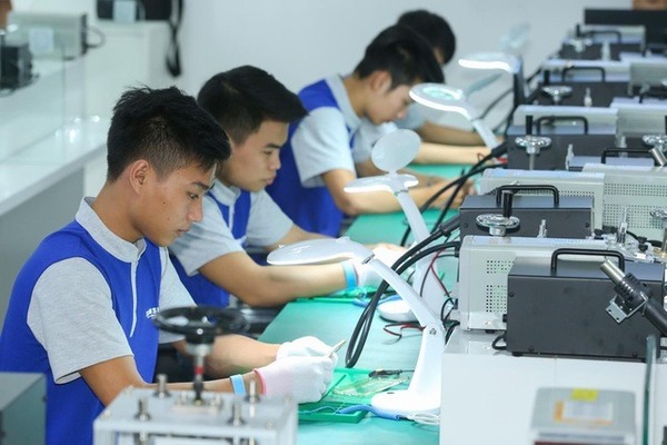 Hệ đào tạo Trung Cấp phù hợp với những ai muốn học nghề sớm, đi làm ngay